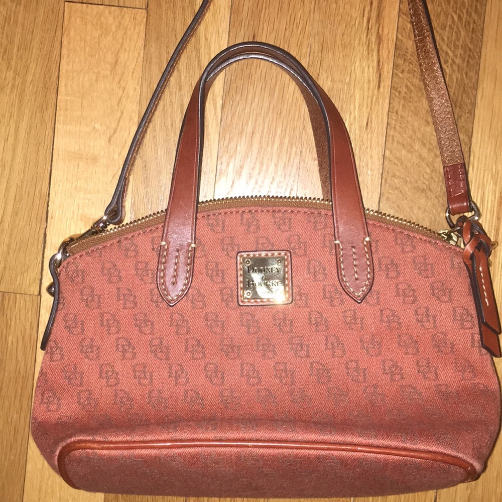 Dooney & Bourke